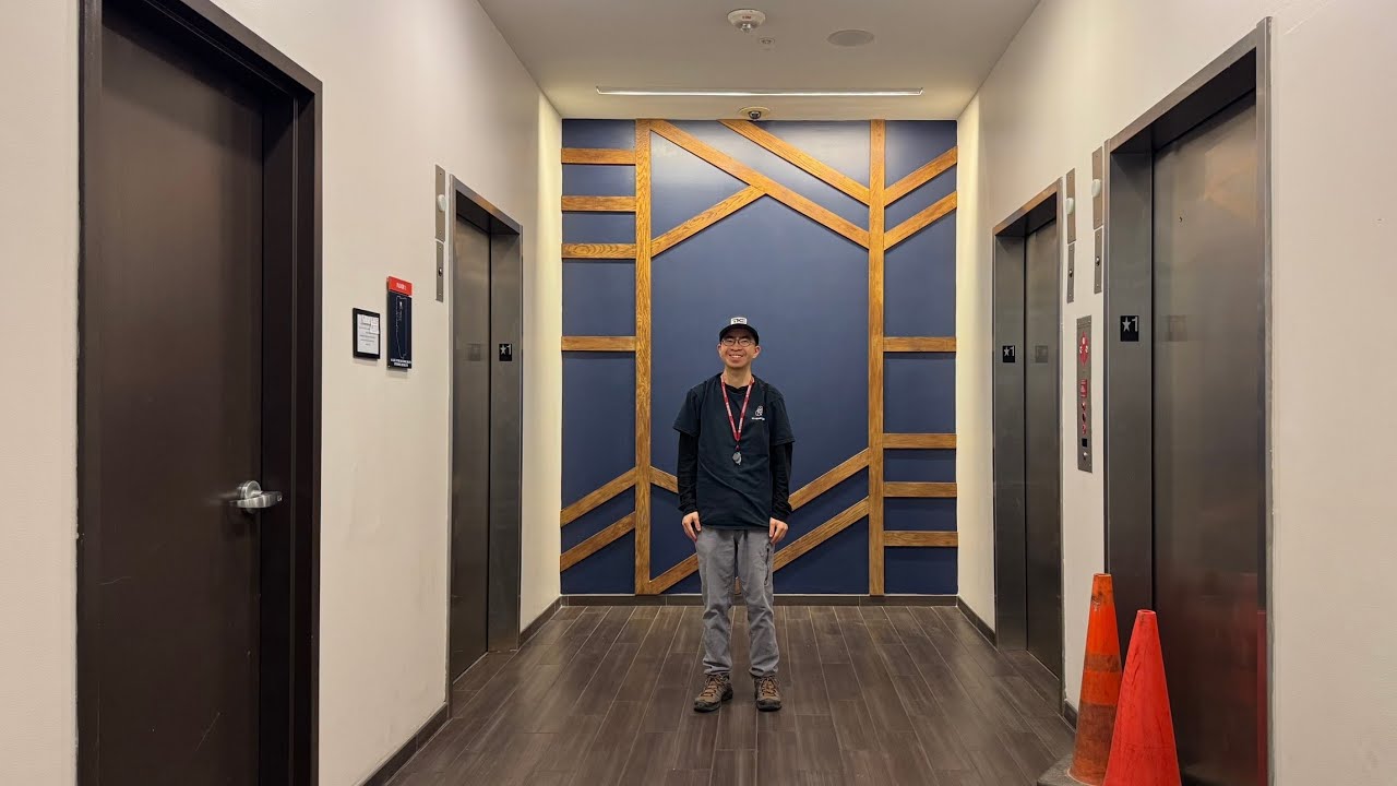 Лифты ThyssenKrupp Traction Elevators на объекте Rise At Northgate в Колледж-Стейшен, штат Техас.