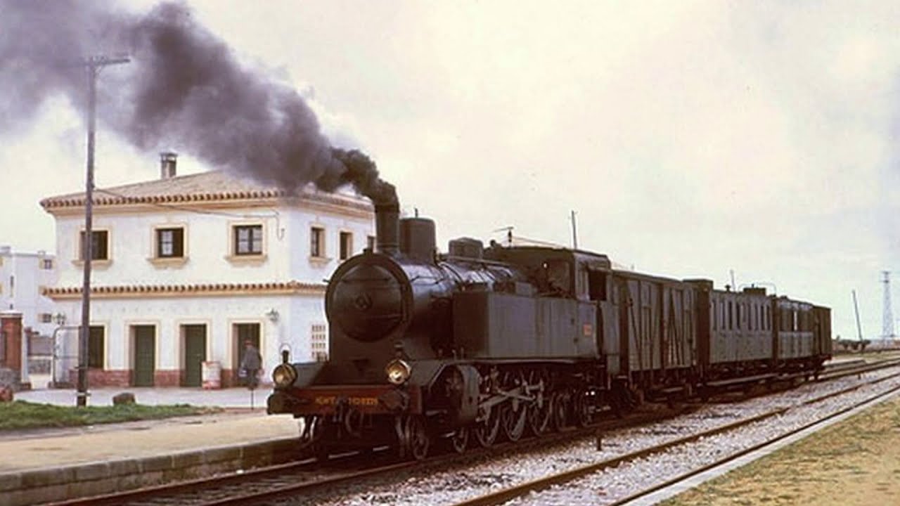 Tren Sanlúcar - Chipiona - Rota-. Ferrocarril de la Costa Noroeste de Cádiz. Montaje fotográfico.