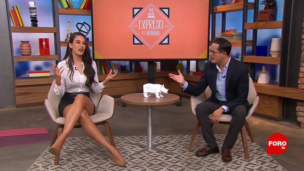 ❤️ Gina Holguín ❤️  Black Mini