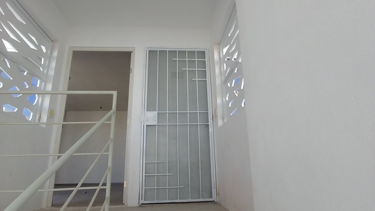 como hacer protección para puerta con mosquitero y chapa de seguridad. #cerradurax1100phillips