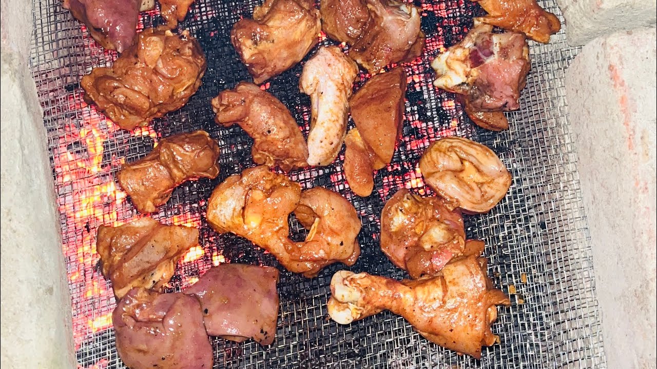 chicken barbecue BBQ & দুই টাকার রুটি￼ #jahangir #food #jahangiralom 