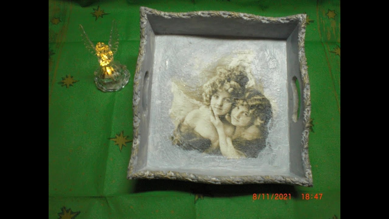 kleines Tablett im Vintage Design mit Posh Chalk und Woodubend