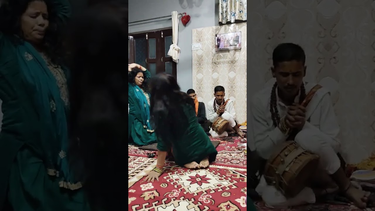 जय माँ शैलपुत्री 🙏प्रथम नवरात्रि के उपलक्ष मे देवी पूजन धामी vicky bhandari मोटरनगर कोटद्वारा 🙏🙏🙏