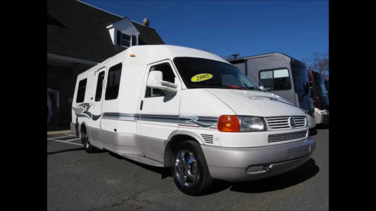 2005 Winnebago Rialta 22QD Volkswagen Bus Westfalia Like VW Vanagon RV Camper Van