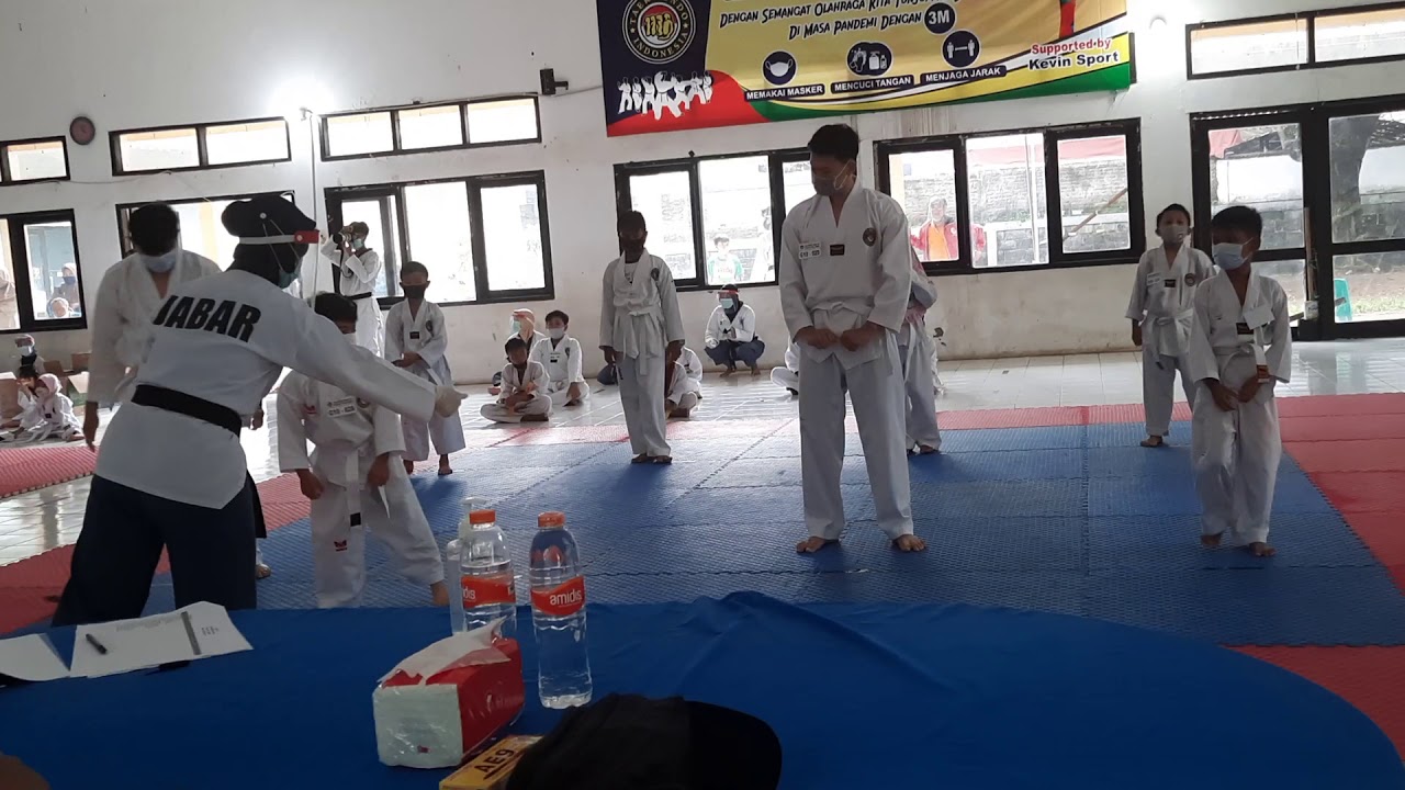 Ujian Kenaikan Tingkat (UKT) Taekwondo Indonesia, sabuk putih (White Belt Test) Kodya Cirebon