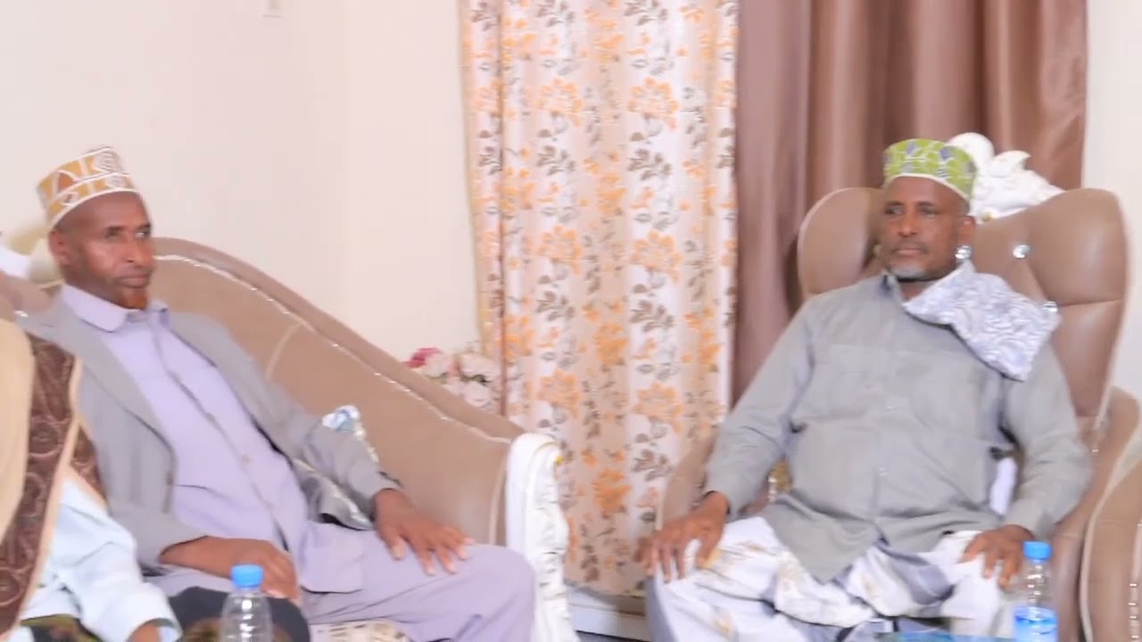 Deg deg Odayaasha gobolka Awdal oo hanjabaad hawada u mariyay suldaan ka baydhay siyaasadoodi 