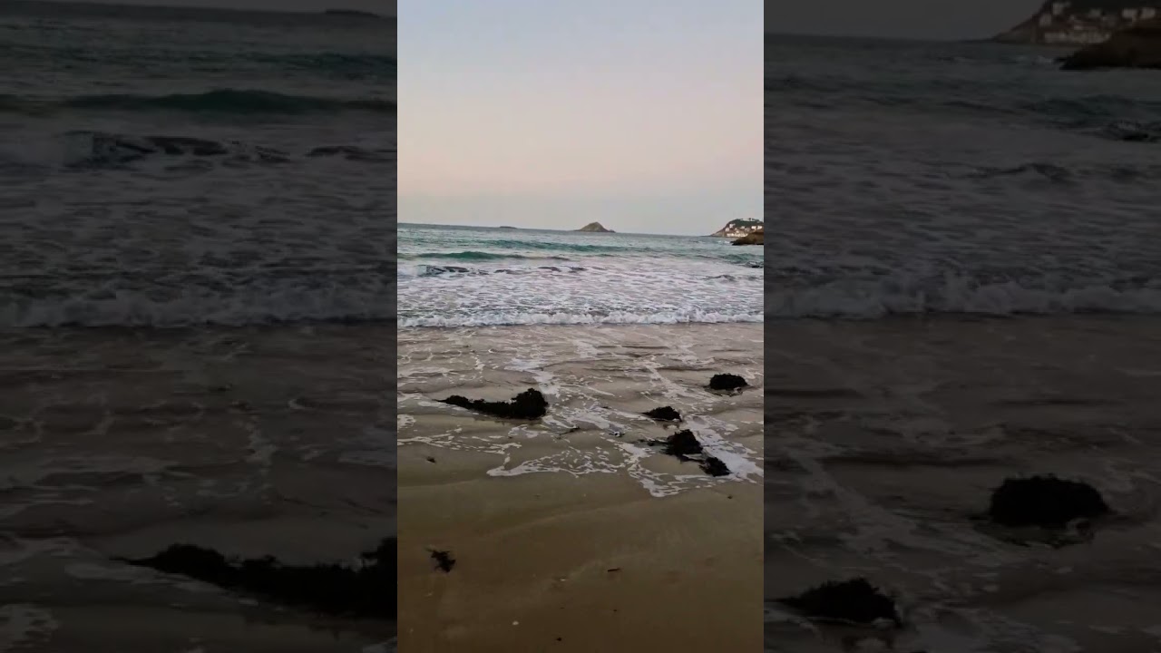 Sunset on the beach #atlantic #ocean #oceanwaves #cotesdarmor @getreadytoseehere