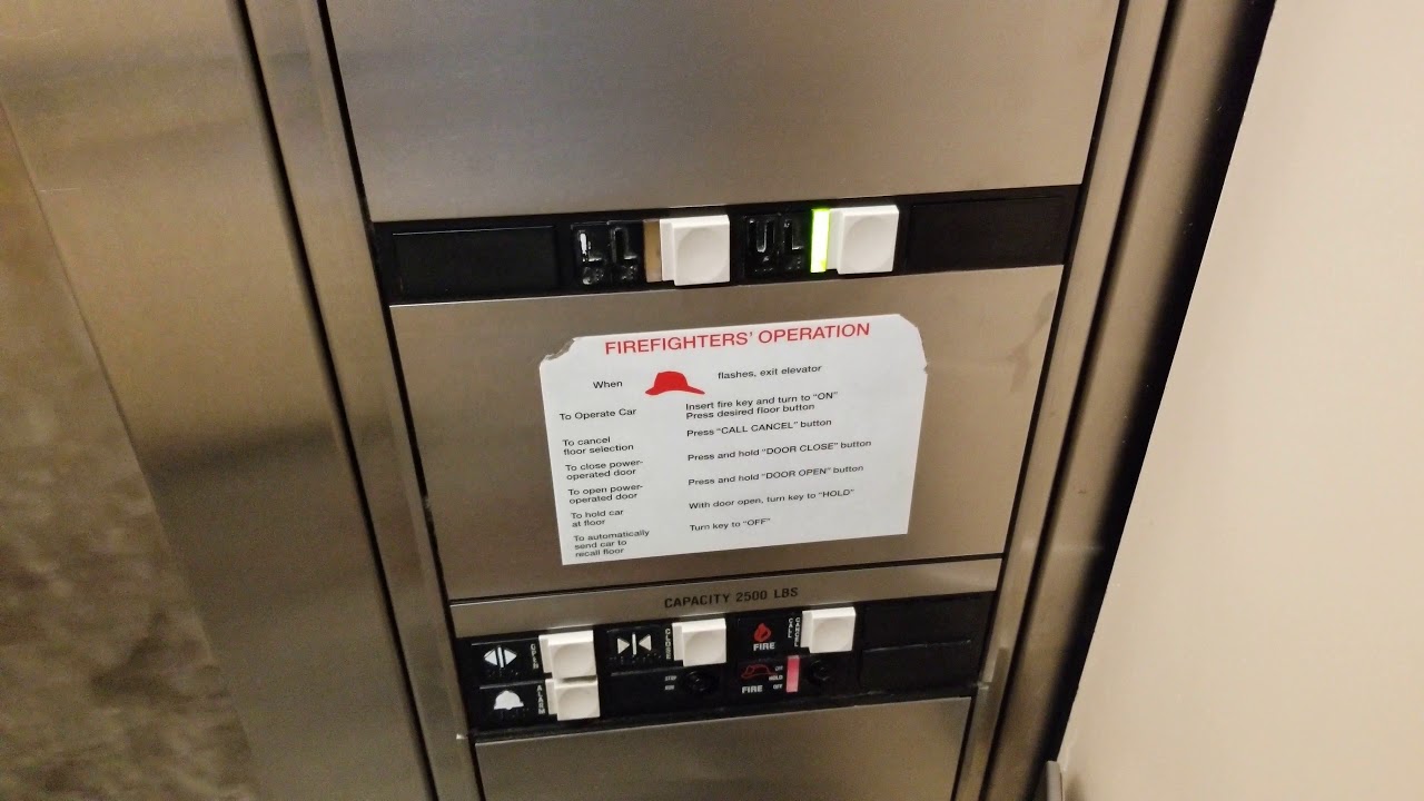 4K: Montgomery Elevator Macy's (Formerly Robinsons-May) Arrowhead Towne Center Mall Phoenix, AZ