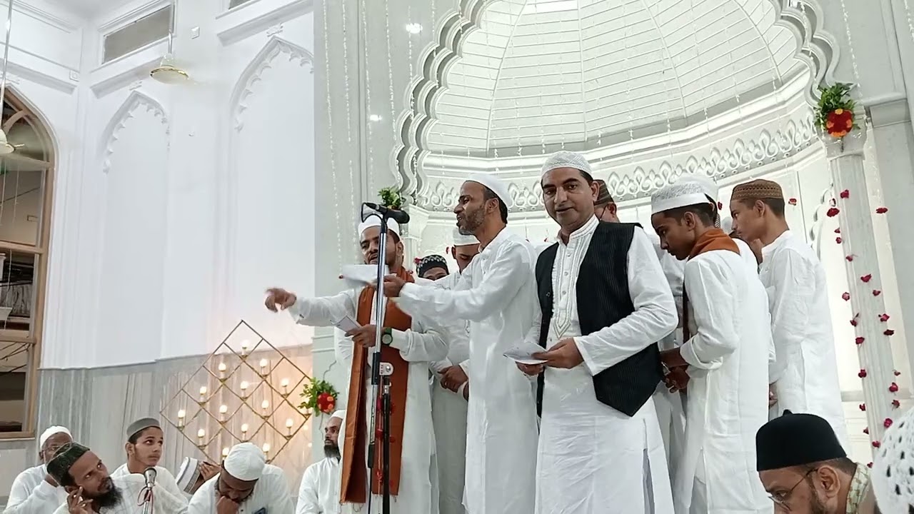 anjuman shaidaye Mustafa بڑی مسجد قاضی sadhulla pura banaras se