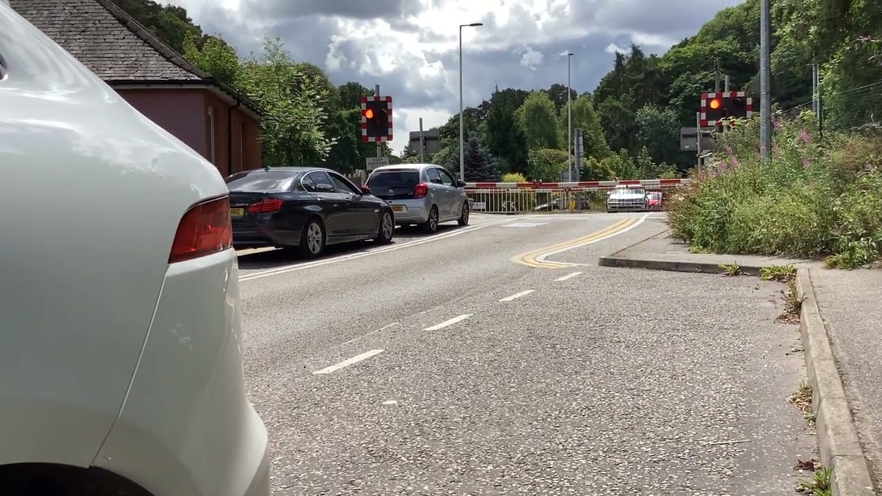 One level crossing in the highlands (idk when the time was)