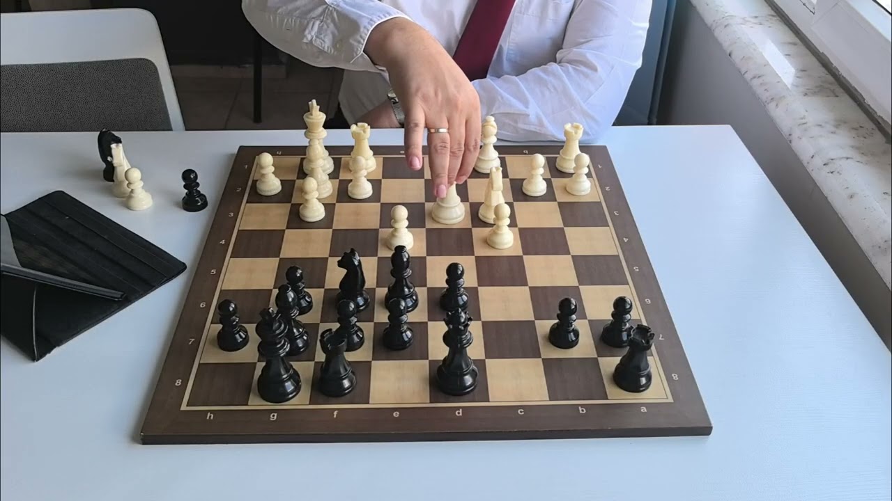 Aktinyus (2008) Boriszadunaiskiy (2055) King's Indian defance fiancetto variation