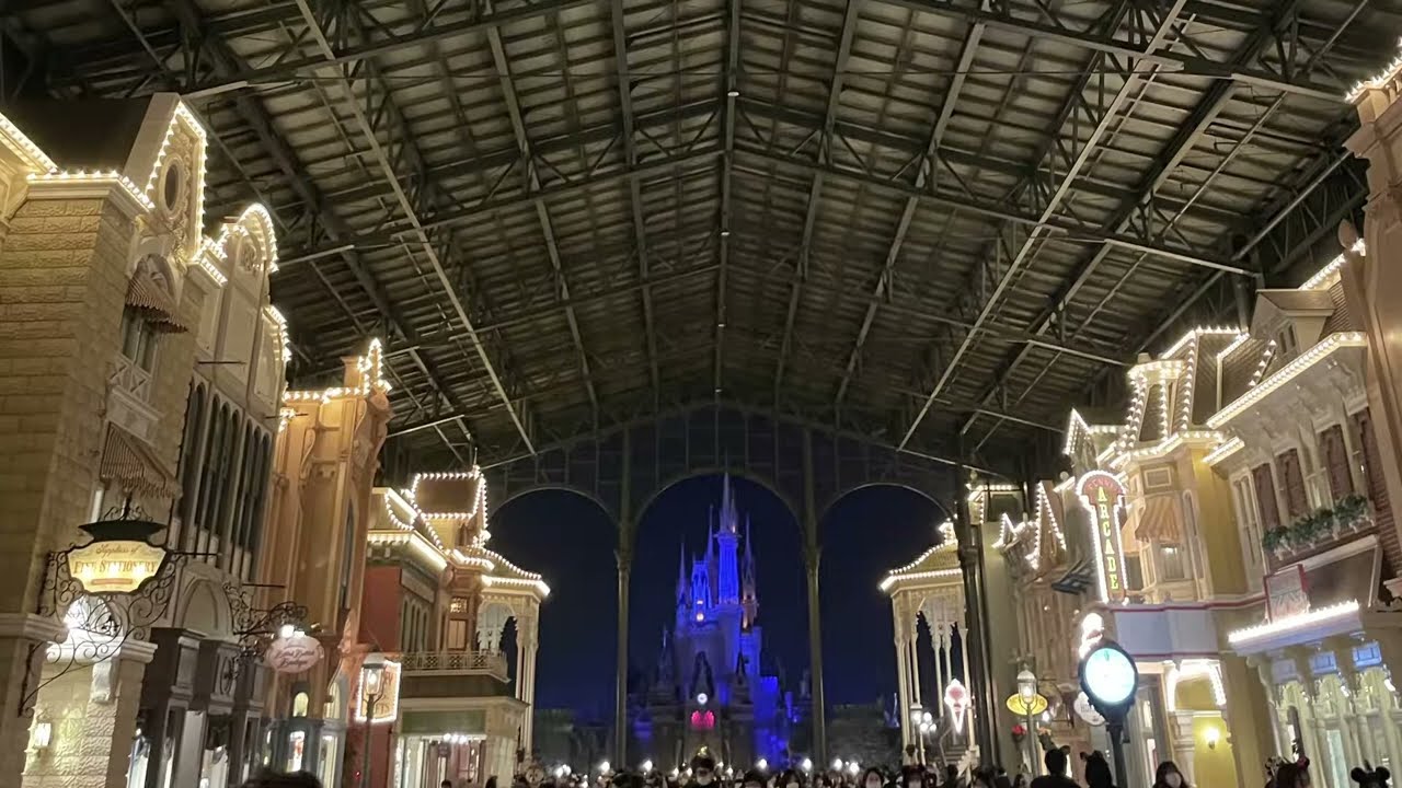 東京ディズニーランドエレクトリカルパレードドリームライツアンダーライナー