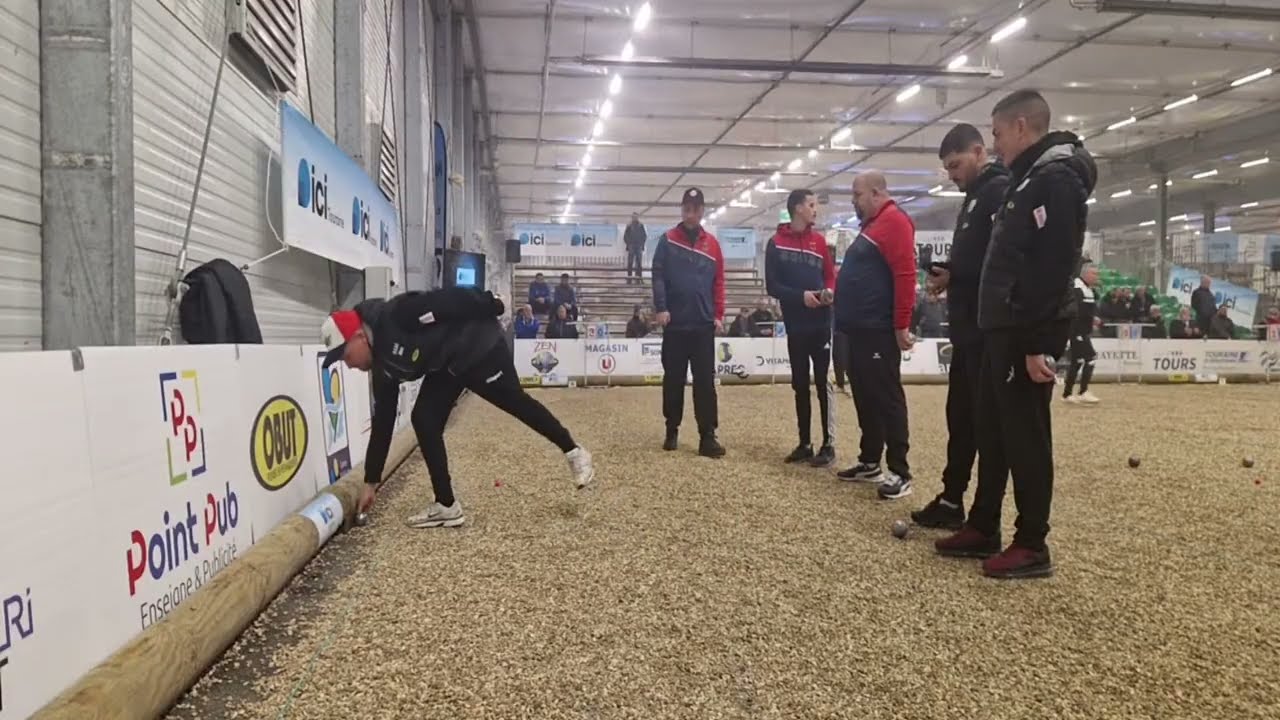 EN DIRECT – Pétanque : Bonetto - Sarrio - Montoro entrent en piste à Tours !