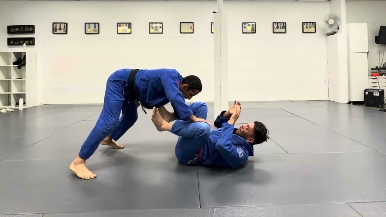 Week 6: Knee Slice Drill