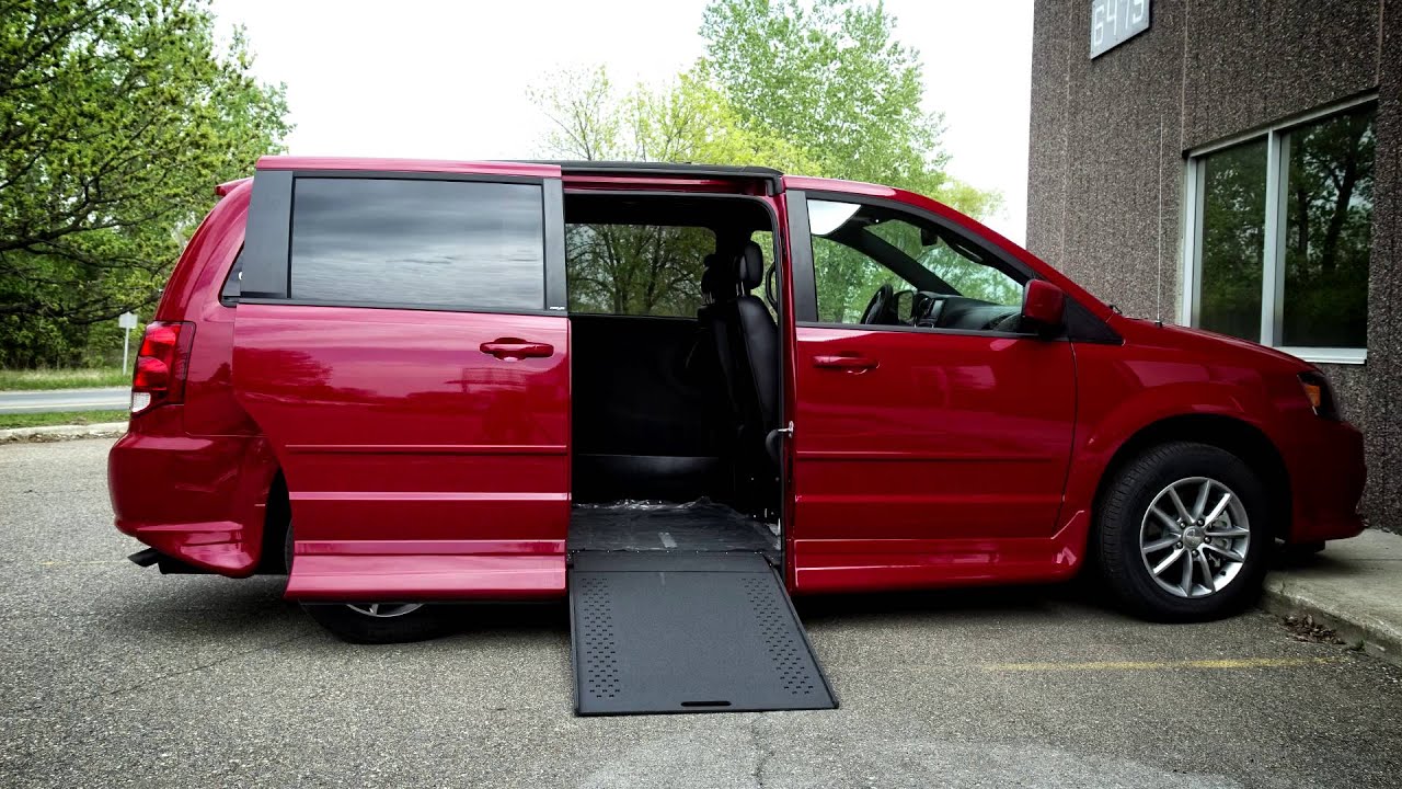 The Benefits of a Wheelchair Accessible Van with an In-Floor Ramp