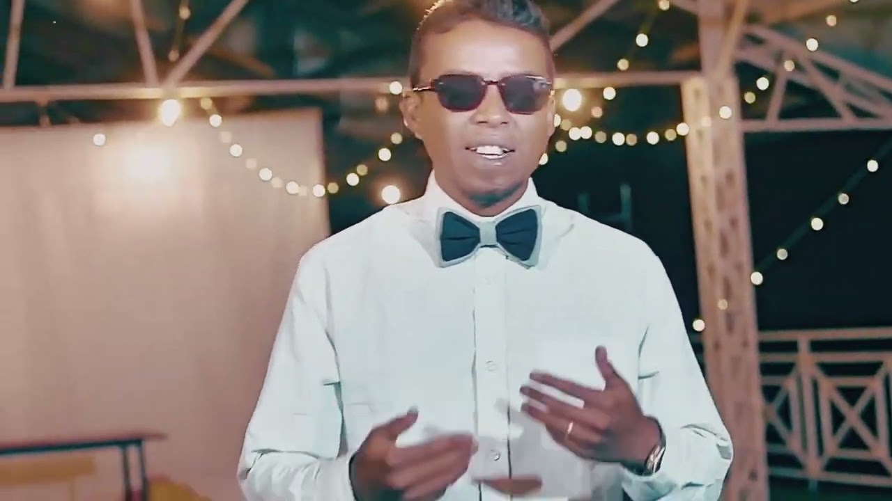 Ain'joh - Ampy ahy ianao (Clip officiel) 2025