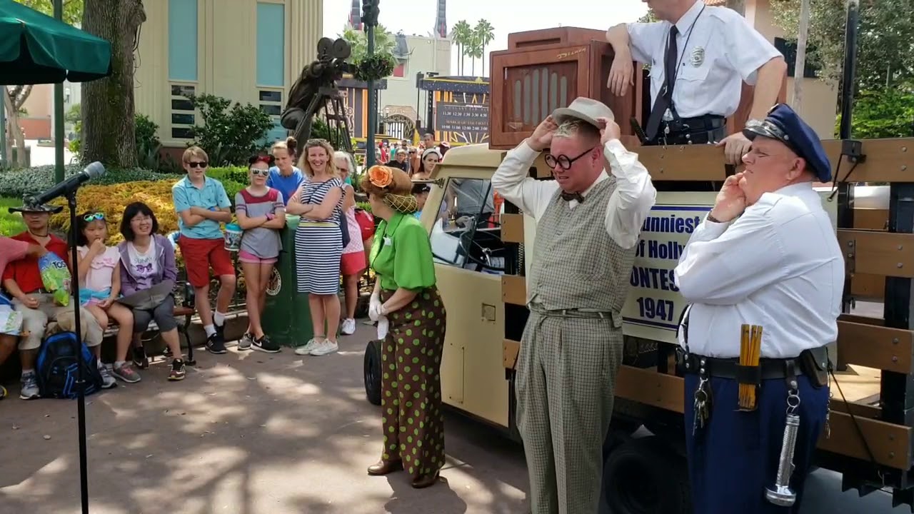 Citizens of Hollywood - Funniest Citizen of Hollywood Contest Hosted by Oscar Meyer Wiener