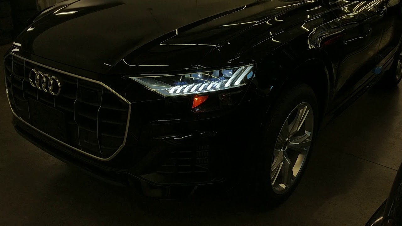 2019 Audi Q8 HD Matrix Design LED Dynamic Front Turn Signals