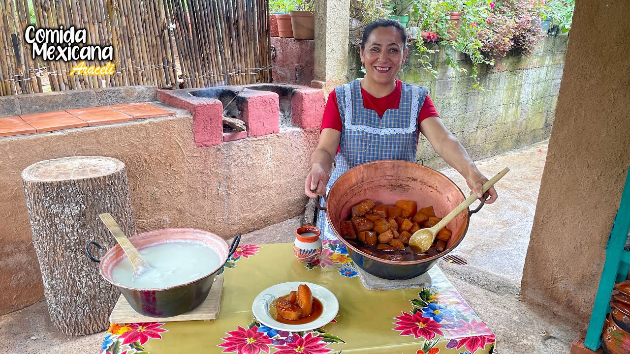 Postre Mexicano Camote Enmielado y Atole Blanco Calientito Así Lo Hace Mi Mamá