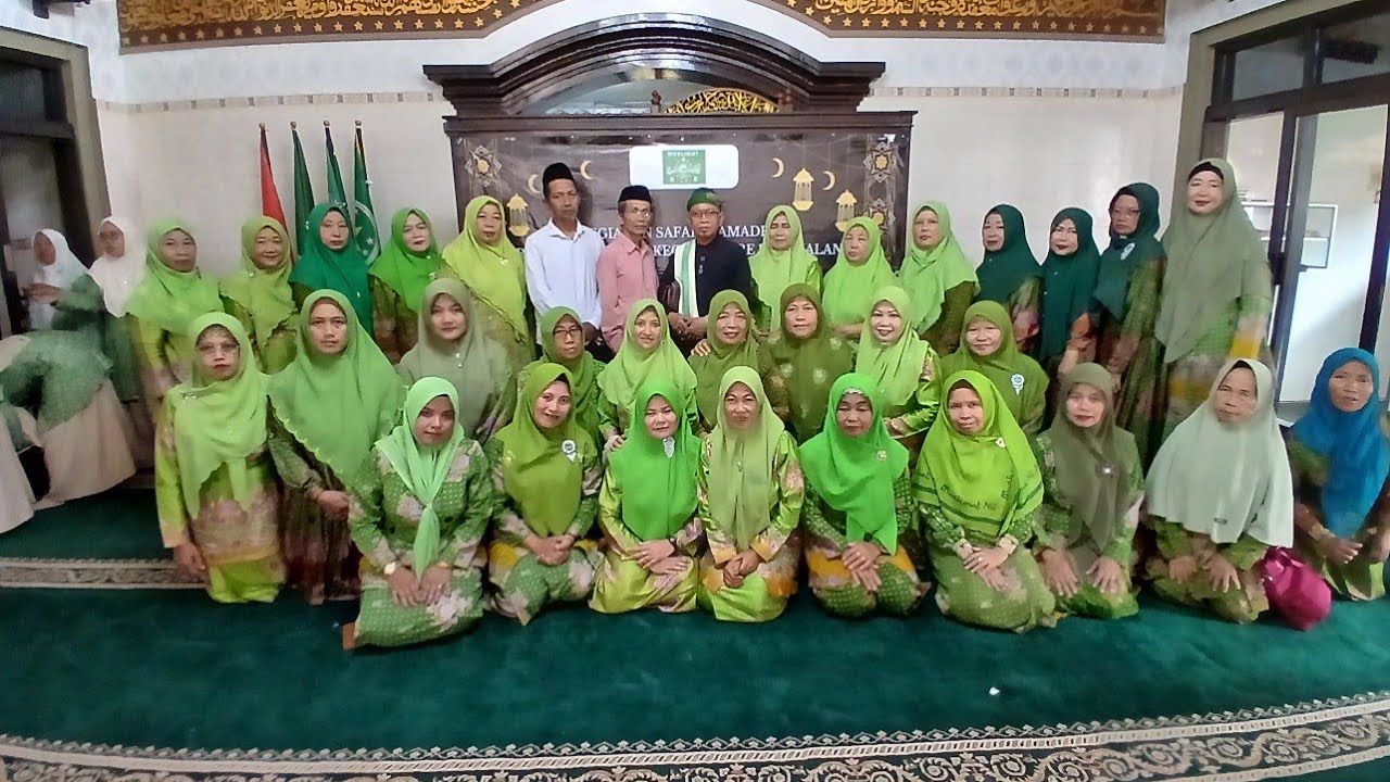 SAMBUTAN-SAMBUTAN PENUTUPAN SAFARI RAMADHAN PAC MUSLIMAT NU DI RANTINH CUNGKAL