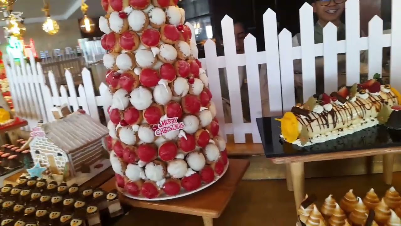 بوفيه مفتوح عيد الميلاد#dubai #foodie