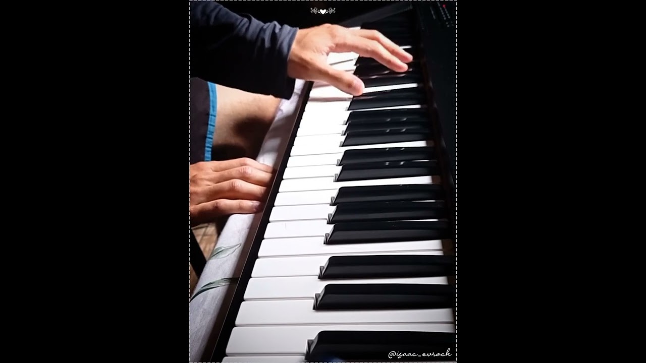 Evanescence - Young And Beautiful - (Lana Del Rey Cover) Piano Version