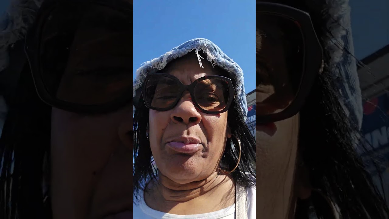 10/5 they're behind of course so to Wendy's I go 😋