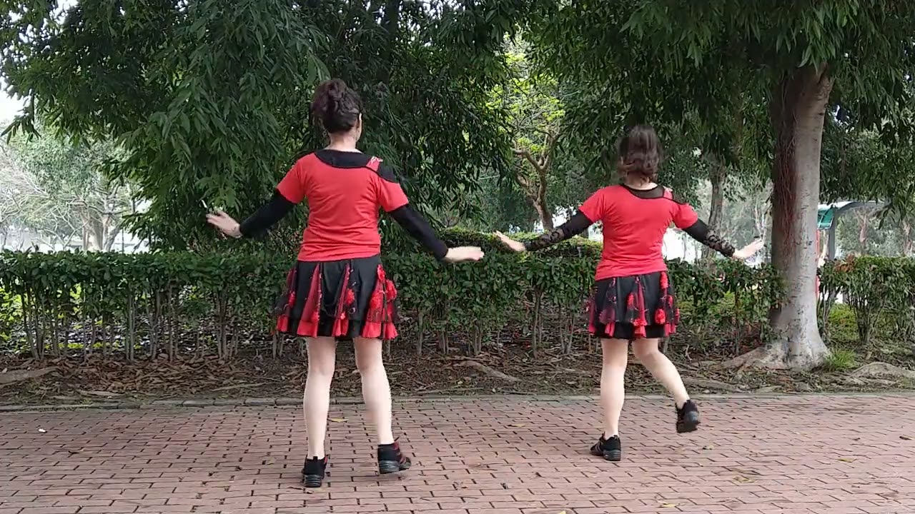 森哥團隊*春風吻上我的臉*陳秀鈺李佳蓉雙人組示範2022/2/11{五}