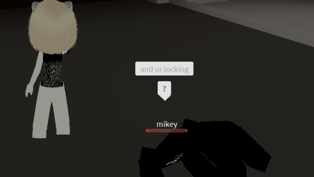 Raiding As A Female Locker In Da Hood...