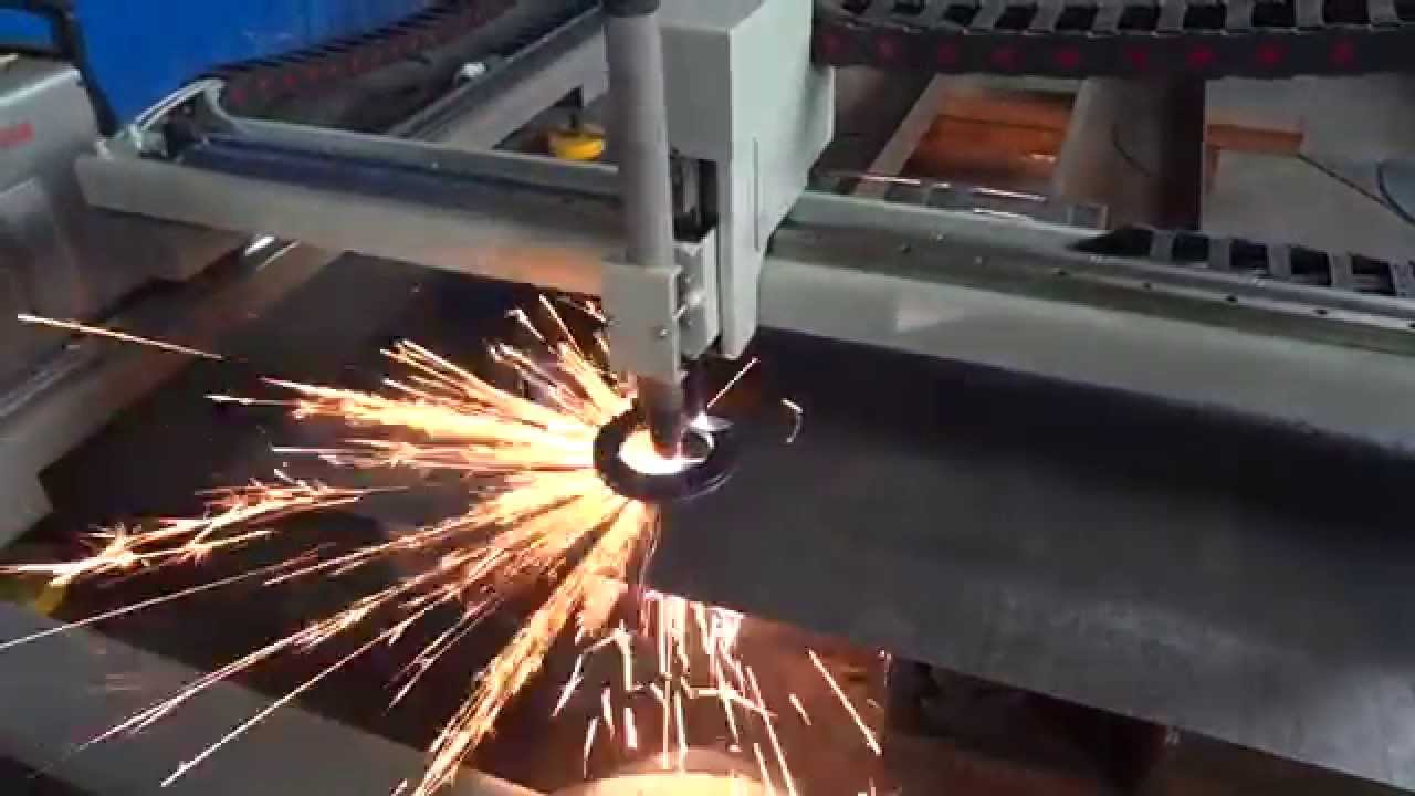 Практичный станок плазменной резки металла с ЧПУ. ТеплоВентМаш