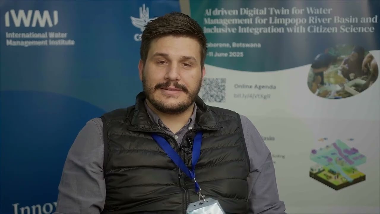 Digital innovation and citizen science to preserve freshwater systems