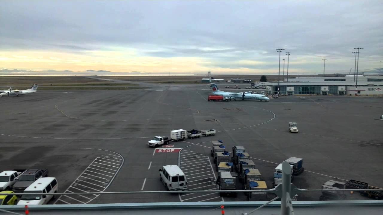 Aircraft movement/ activity at YVR