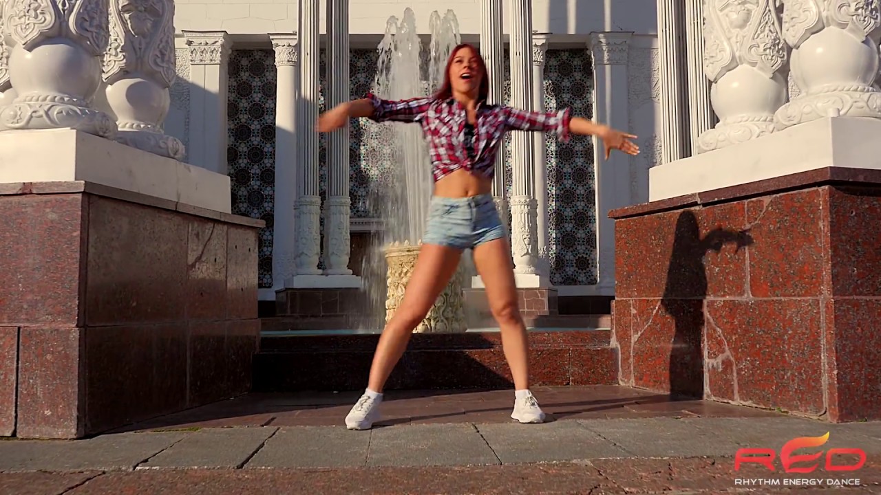 Jennifer Lopez - Ain't Your Mama | Zumba Fitness 2016