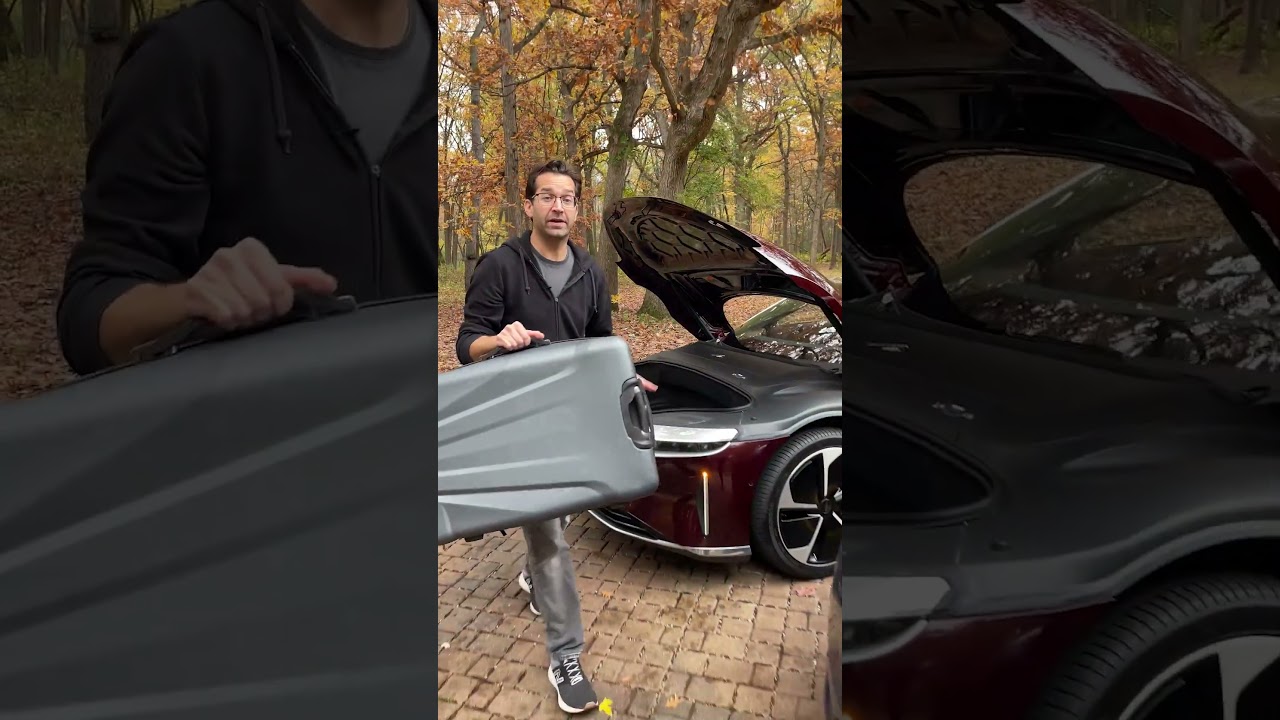 The 2024 Lucid Air has more room for junk in your frunk!  #automobile