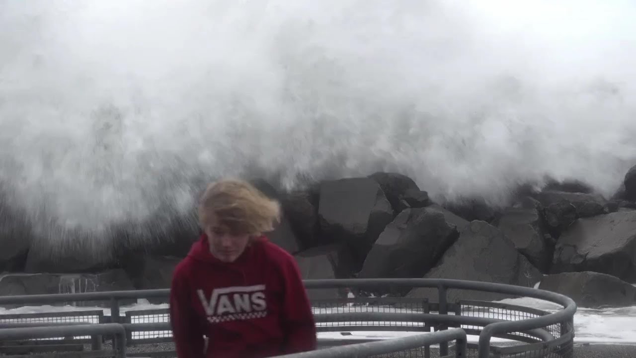 11-17-2020 Westport-North Cove, WA - King Tide and 20’+ Swell Beach Erosion - Interview