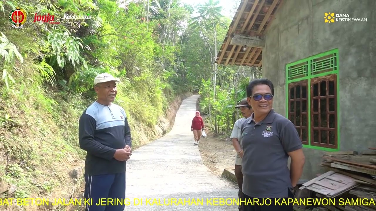 Padat Karya Tata Nilai Semangat Keyogyakartaan Rabat Beton Ki Jering Kalurahan Kebonharjo