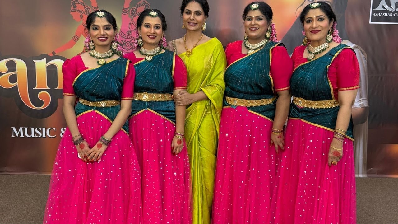 Indupushpam Choodi Nilkkum ........