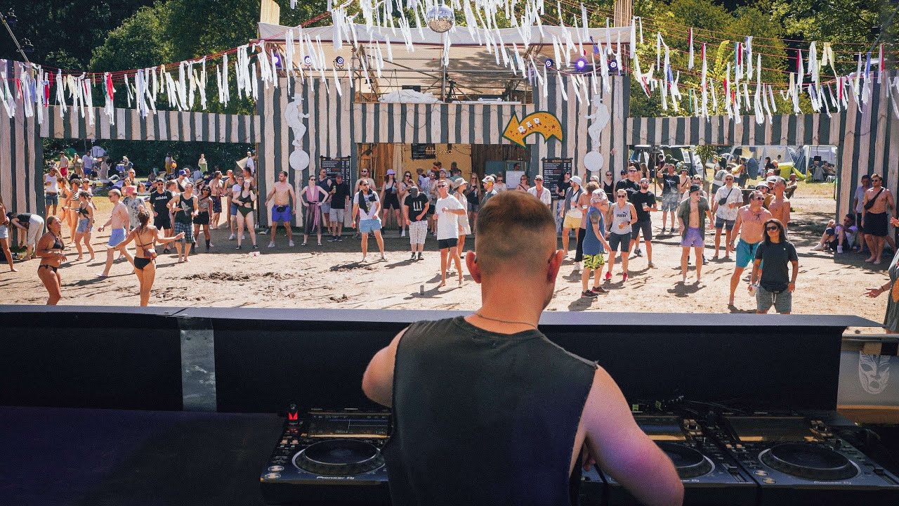 I played until people danced @ Circle of Leaves Festival - Melodic Techno DJ Set