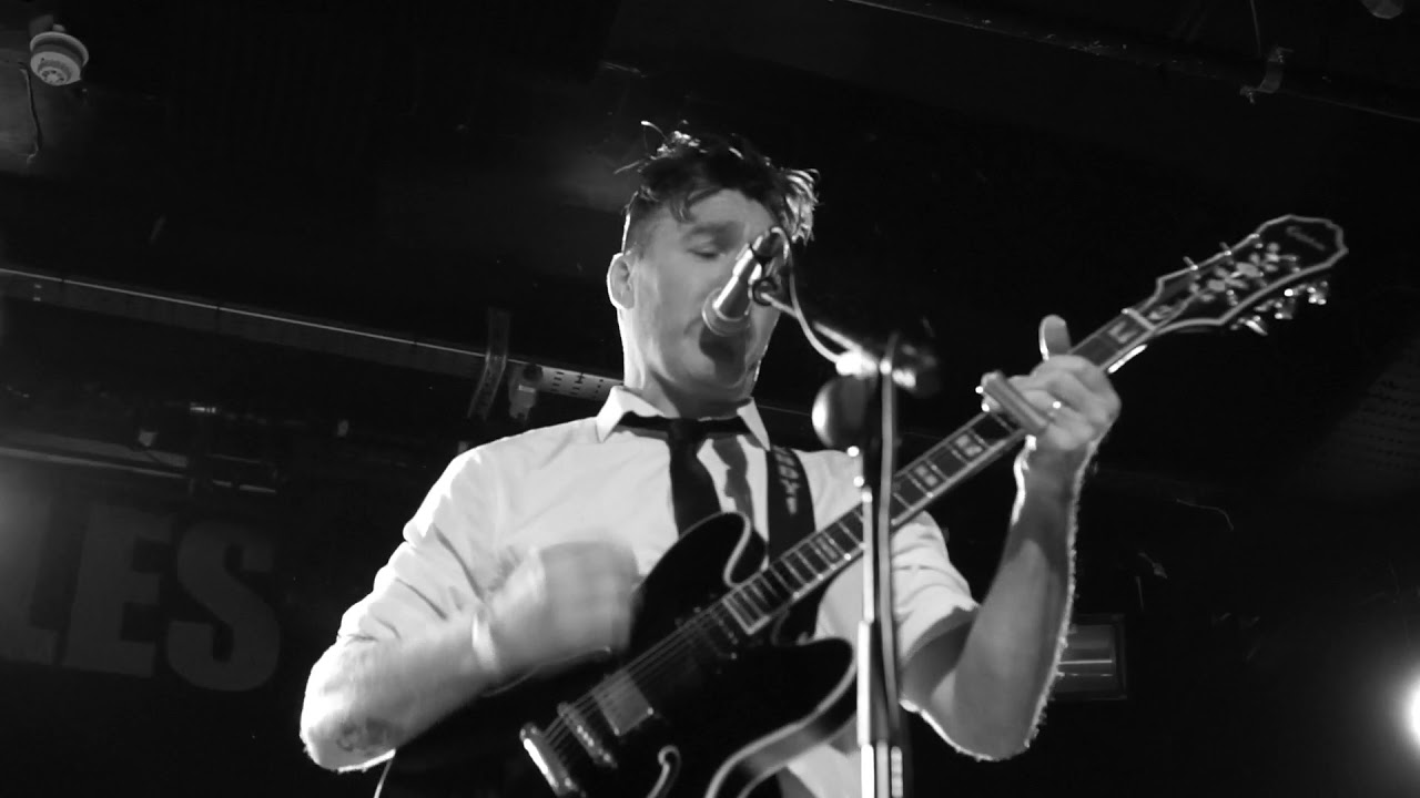 The Bonnevilles - Long Runs The Fox [official]