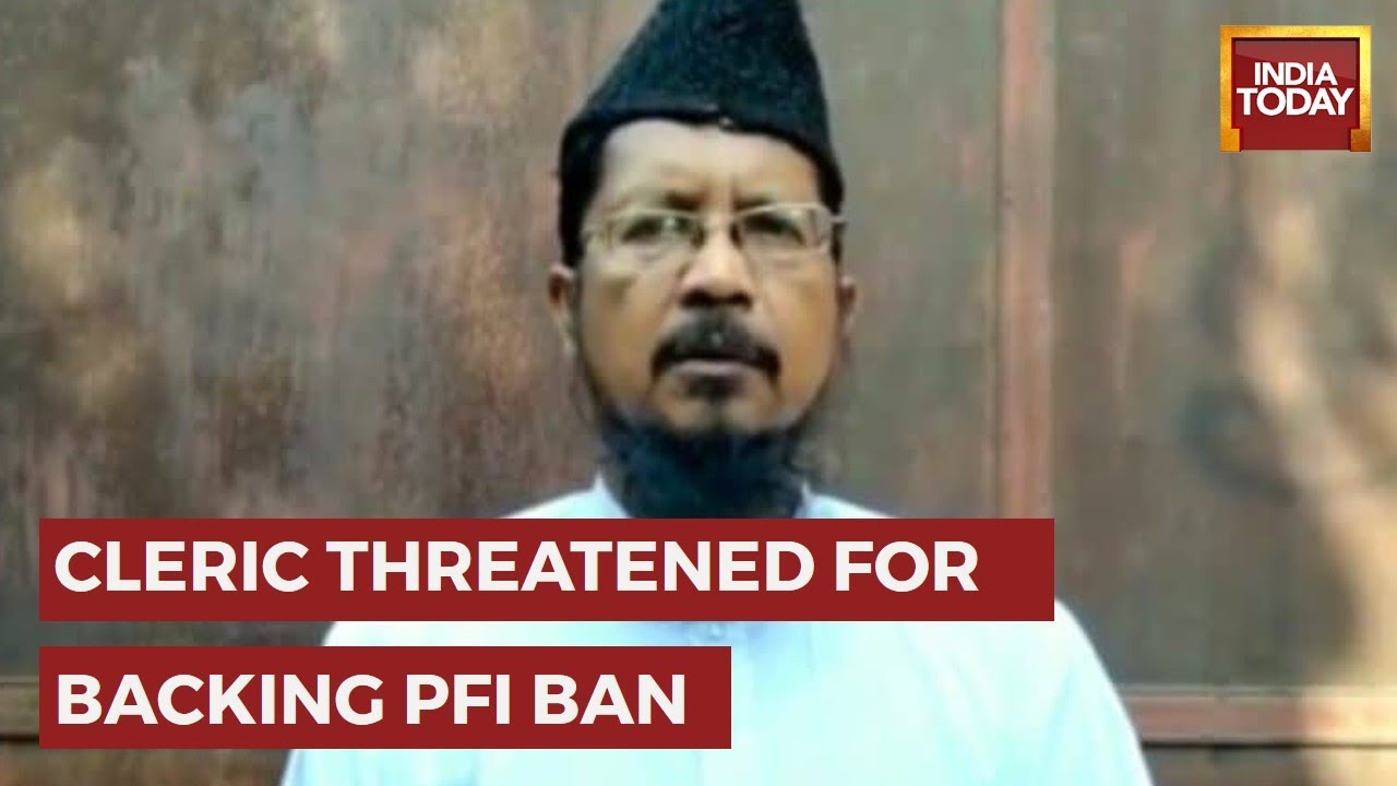 Muslim Cleric Receives Threat Call Allegedly From PFI For Supporting Ban, Seeks Security | UP News