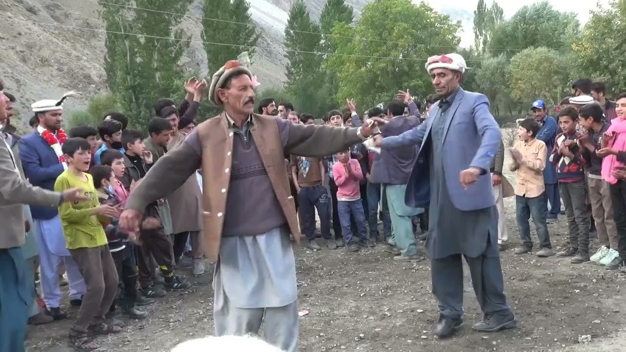 Yasin Traditional Wedding Dance | Yasin Cultural dance Dakhna ya tu dakh lay 😃