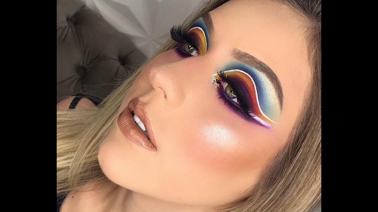 Cut Crease colorido para o concurso Tati Bueno