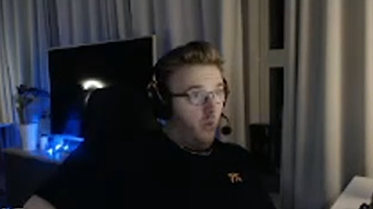 smooya reacts to insane flick by CeRq