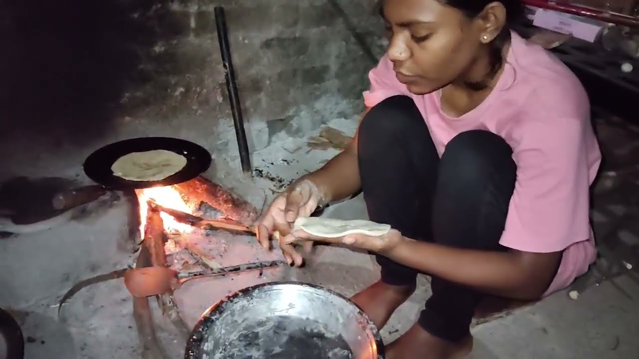  Real bhakari chi majja 💗🥺 uncut video #minivlog #love #food #subcribe #like 