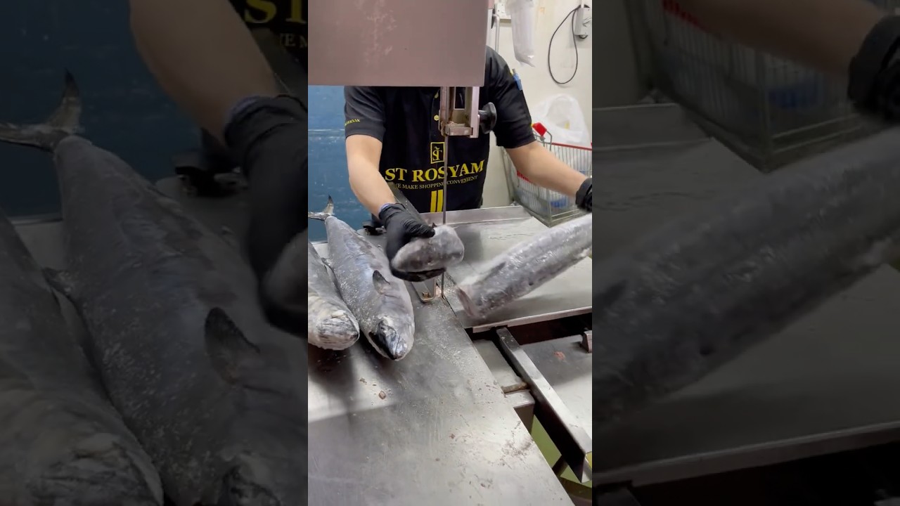 professional Mackerel fish cutting skills shown step by step #shortvide #professional #youtubeshorts