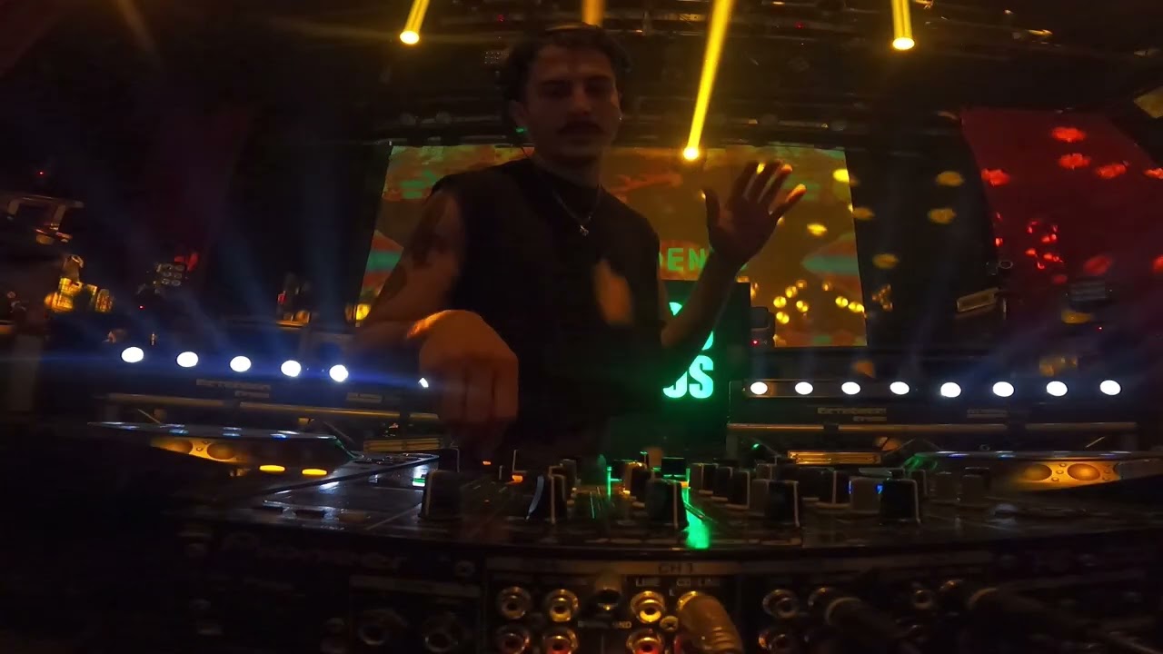 Bruno Cardenas // Set Los Pasos Prohibidos.