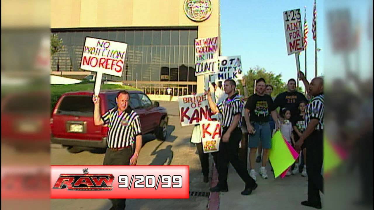 Судьи WWE бастуют в сентябре 1999 года.