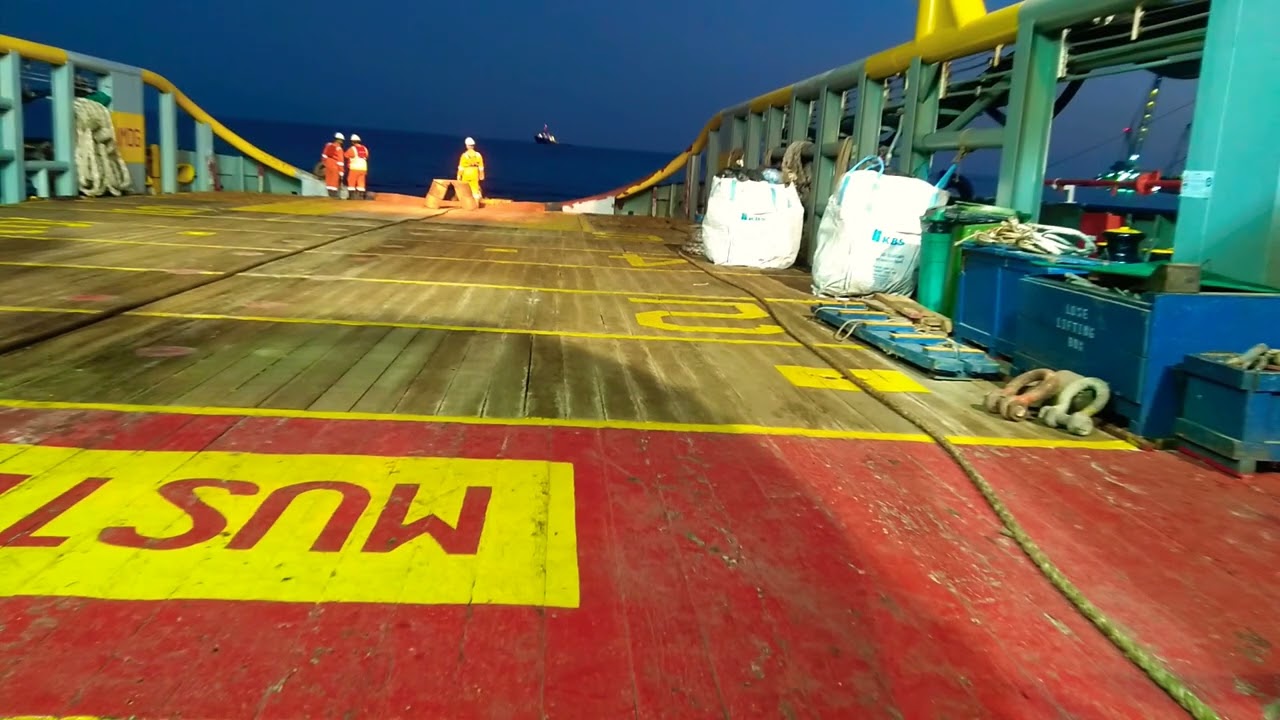 Topaz Jafiliya night anchor handling in gizan