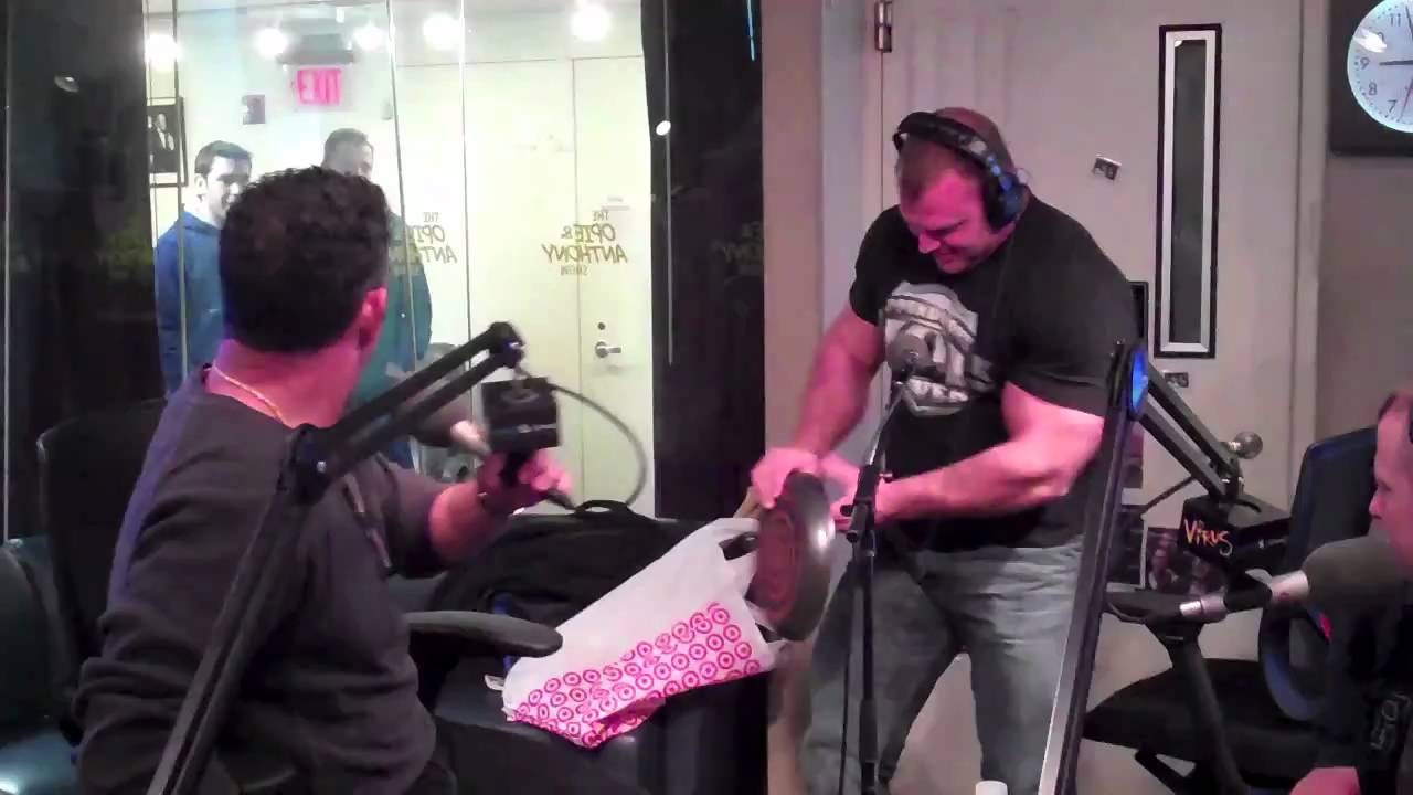Derek Poundstone rolls up Frying Pan with bare hands - @OpieRadio