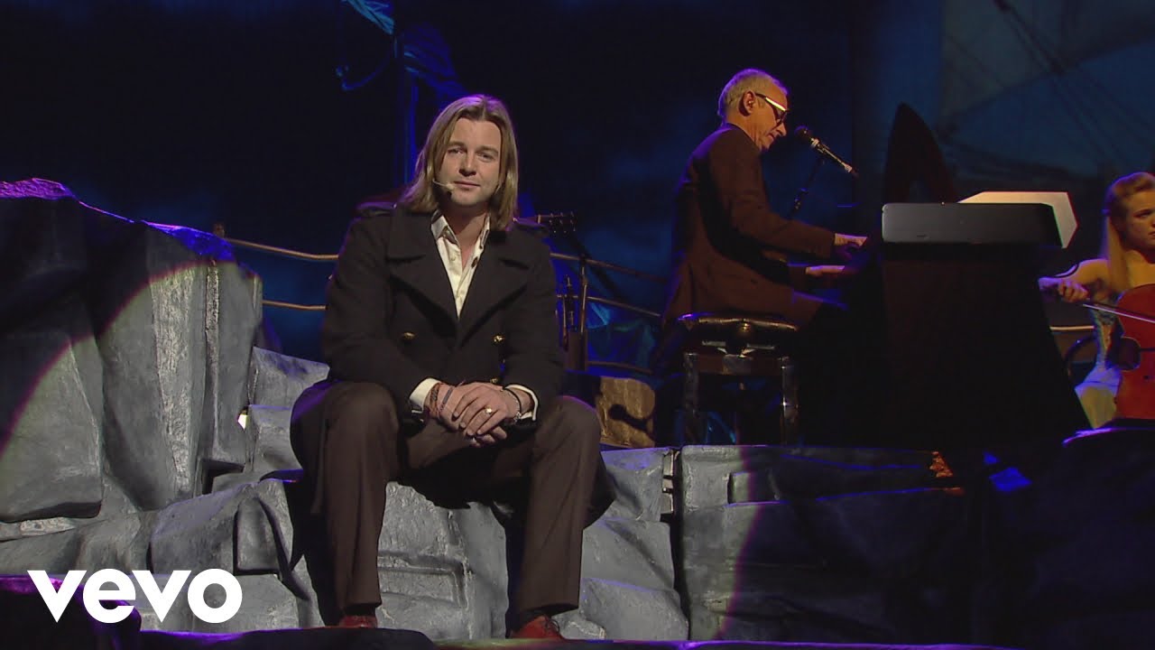 Celtic Thunder - The Dutchman (Live From Ontario, 2015) (Official)